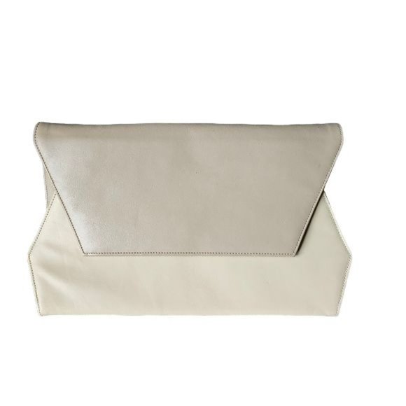 Adolfo Handbags - Adolfo tan leather shoulder purse - like new condition